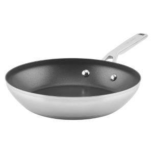 Sartén KitchenAid de acero inoxidable cepillado con base de 3 capas de 9.5″